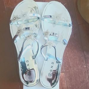 Star Studded Size 11 Silver Sandals